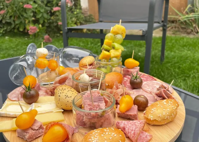 Apartment Les De L'herperie